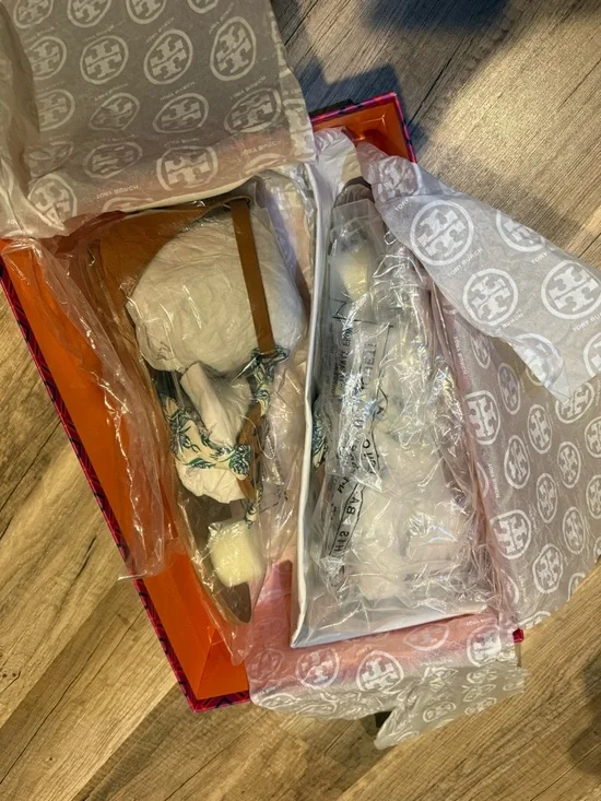 Brand New Tory Burch Tan Leather Miller Scarf Sandals - Picture 5 of 5